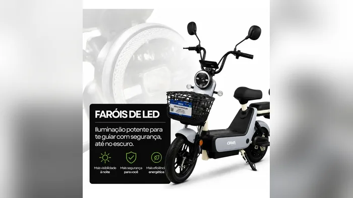 Cavalletta C2 branca e cinza com farol de LED e retrovisores