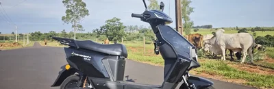 Moto elétrica scooter: modelos, preços e CNH
